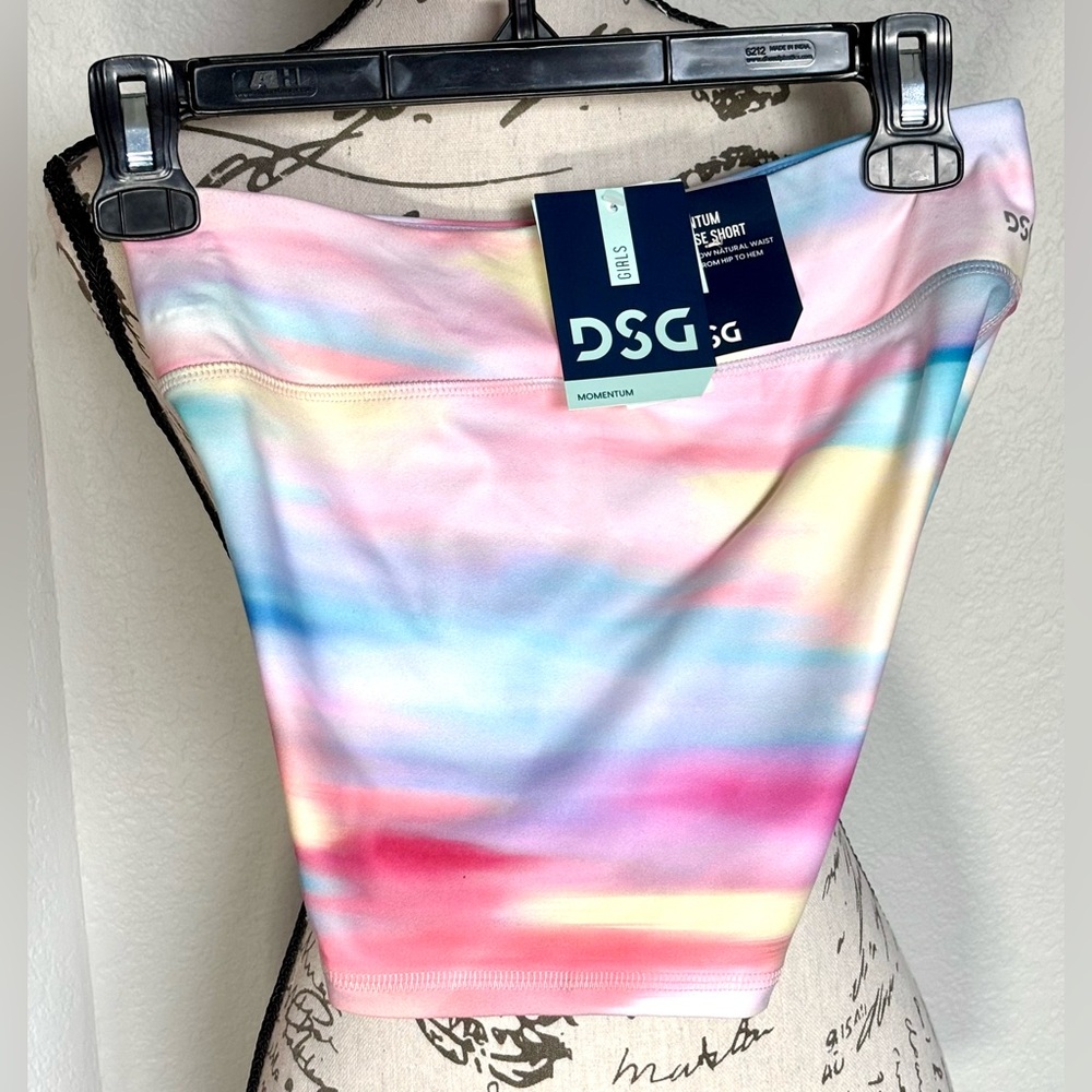 DSG Girl's Lg 14 Stretch Athletic Shorts 3" Momentum Sparkling Aura Pastels NWT